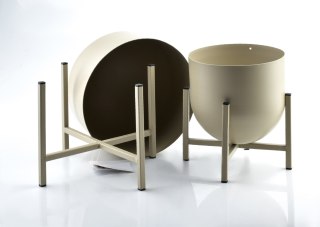 Zestaw 2 Metalowych Osłonek SWEN BEIGE – Kwietniki Loft na Stojaku 26 cm i 21 cm