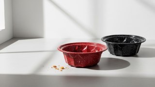 Zestaw 2 Mini Form do Pieczenia 12 cm – Okrągłe Blachy do Tart i Ciast (Czerwona i Czarna)