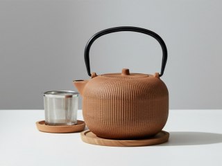 Czajnik Żeliwny 1L Brązowy z Zaparzaczem – Imbryk do Herbaty w Stylu Japońskim